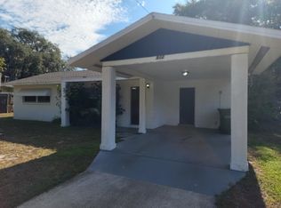 912 Newman Dr, Leesburg, FL 34748