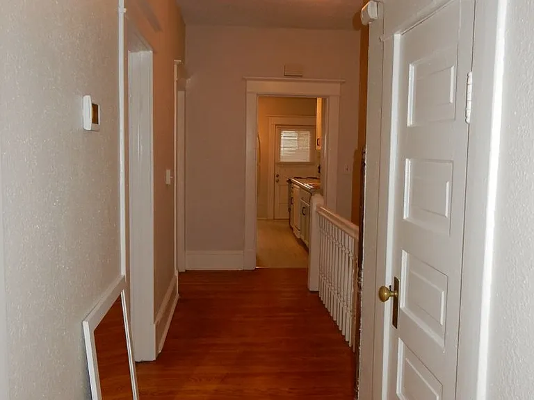 359-361 Elm Ave SW — Photo 18