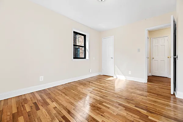 Rented by REAL New York | media 10