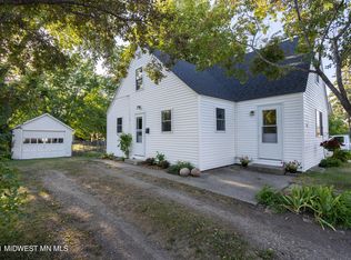 916 Minnesota Ave, Detroit Lakes, MN 56501