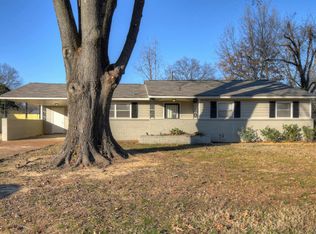 954 E Holmes Rd, Memphis, TN 38116