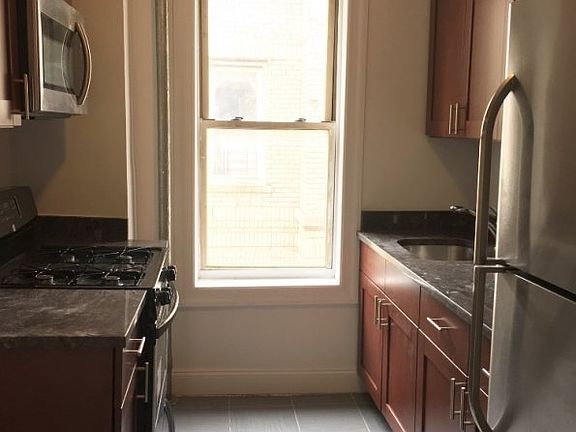 4th image of 540 W 180th St APT 3