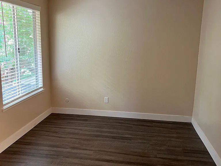 2920 Garfield Ave #S — Photo 12