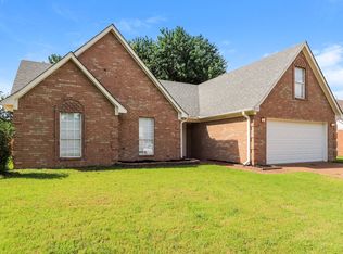 6752 Oakmoor Cir S, Bartlett, TN 38135