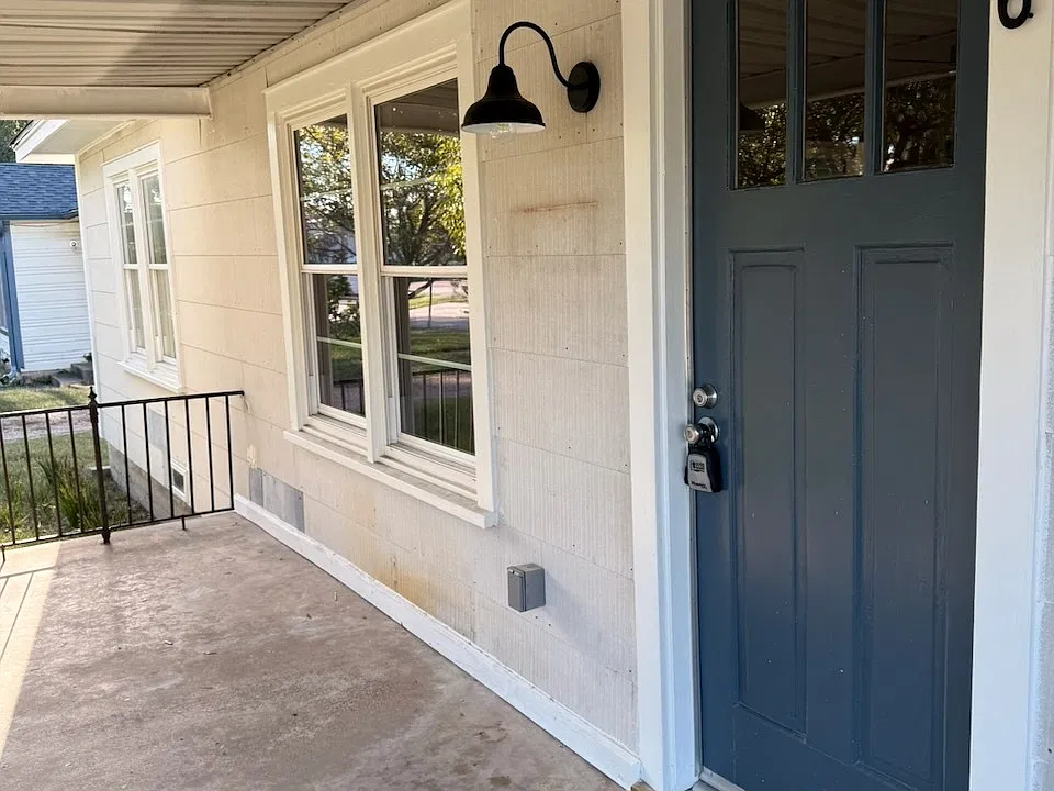 106 Highland Dr