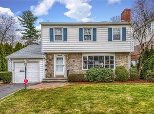 179 Pershing Ave, New Rochelle, NY 10801