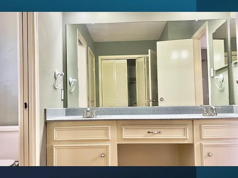 439 Woodrail Dr — Photo 18