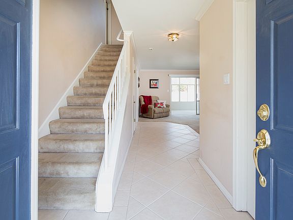 3rd image of 2091 Weston Cir