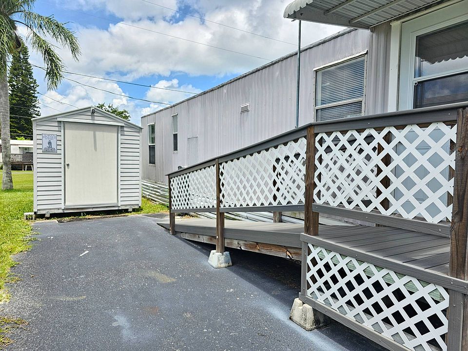 7530 Maryland Ave Hudson FL Zillow