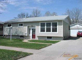 815 Bel Aire Dr, Rapid City, SD 57702