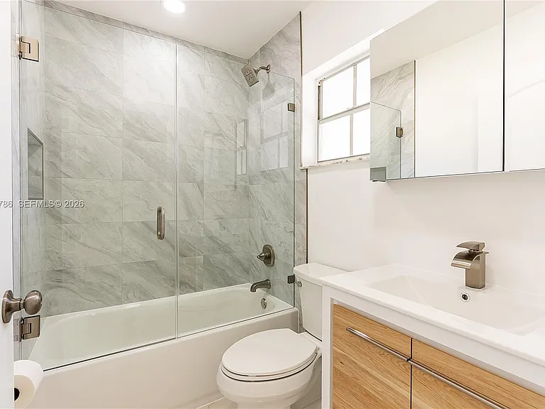 15881 SW 139th Ave — Photo 18