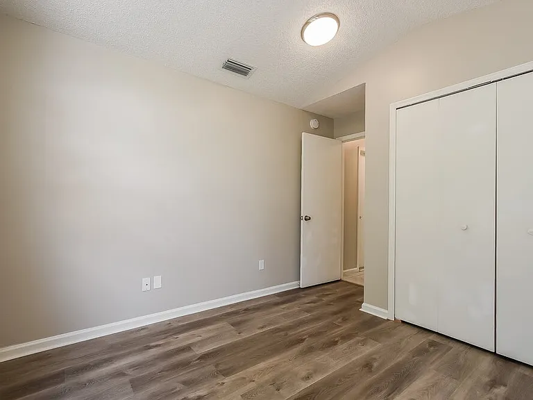 9710 Red Clover Ave — Photo 14