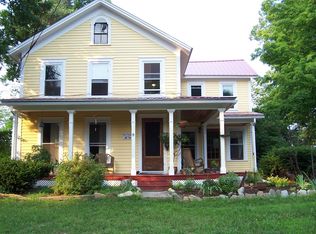 17 East St, Southampton, MA 01073