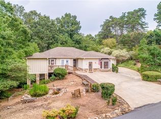 138 Lakeside Dr, Waleska, GA 30183