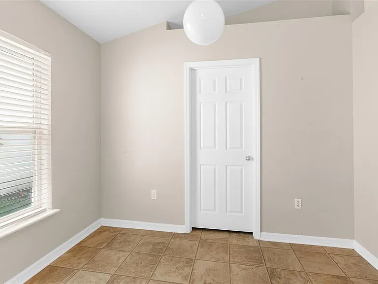 3220 Bellericay Ln — Photo 14