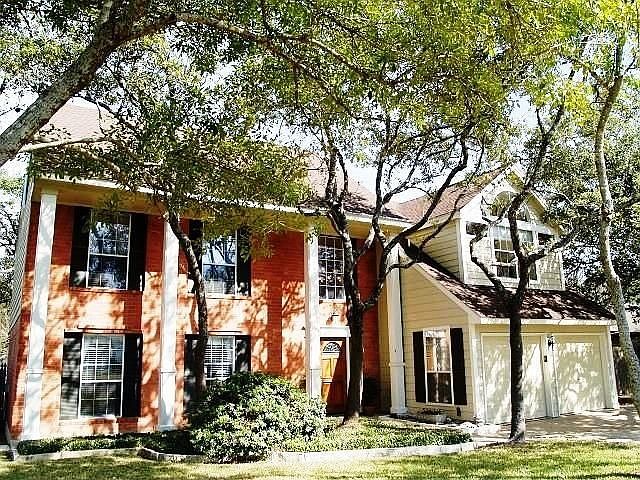 1st image of 1210 Knollpark Cir
