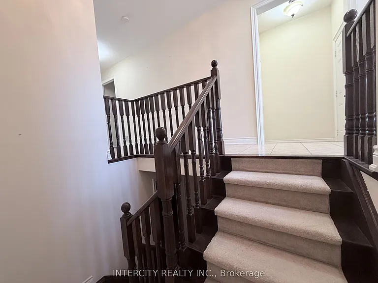 655 Davos Rd — Photo 8