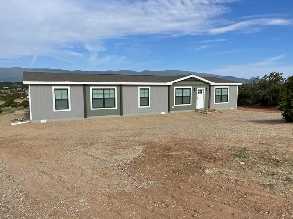 64 Meadow Dr, Tijeras, NM 87059