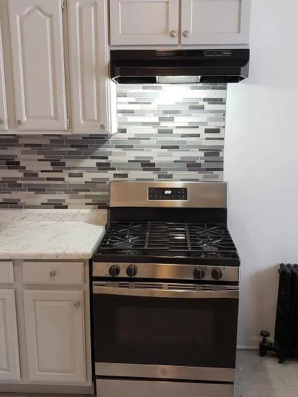 7833 S Burnham Ave — Photo 5