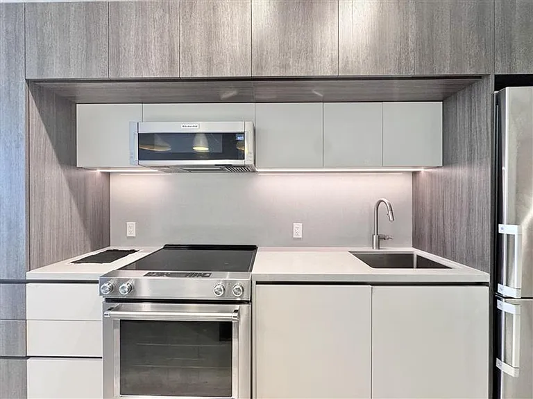 185 Millway Ave #1.5 — Photo 10
