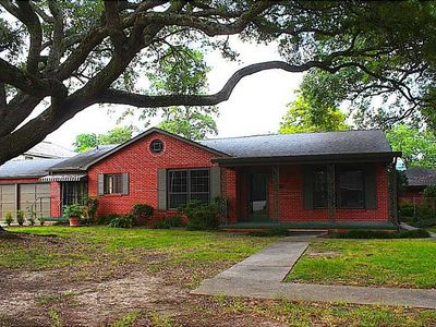 210 Aqua Dr, Lake Charles, LA, 70605