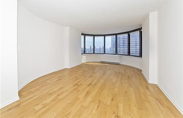 1st image of 330 E 38th St APT 30L