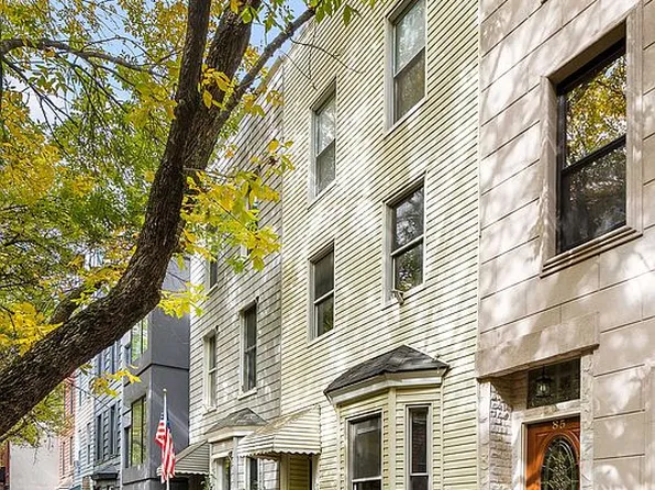 83 1/2 India St, Brooklyn, NY 11222