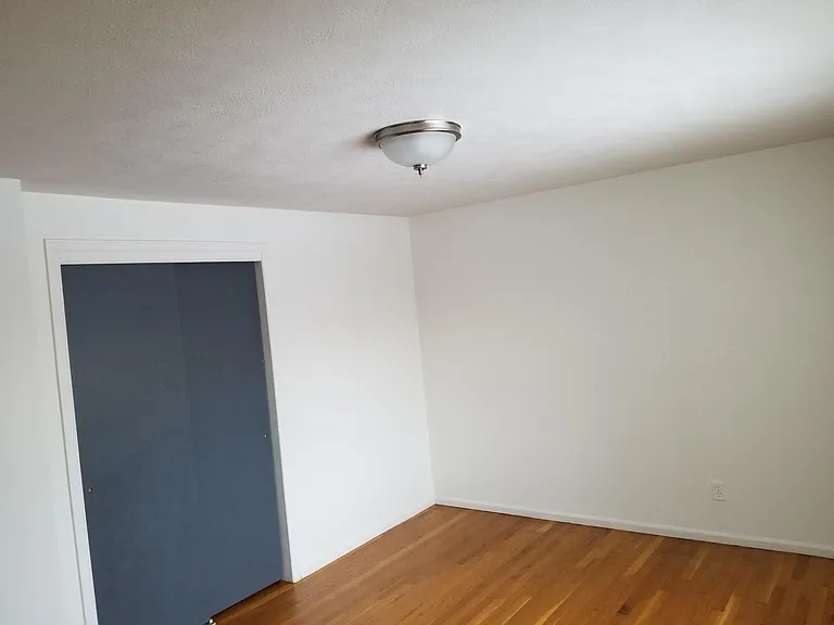 Upstairs bedroom 1