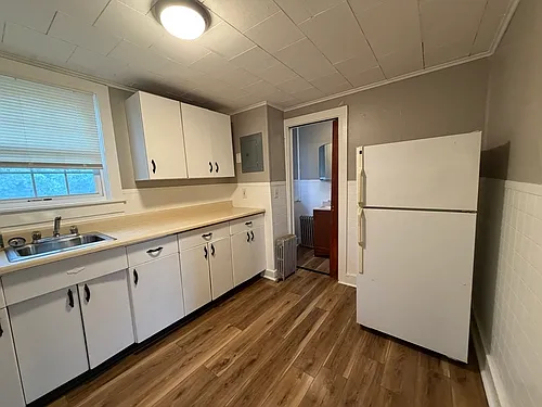 Heat included updated upper 2 bedroom 1 bath apartment for rent at Carthage, NY — Photo 3