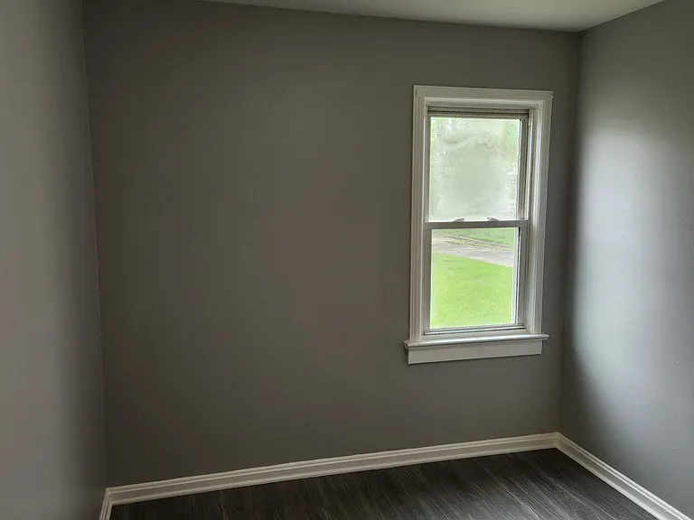 13315 Puritas Ave — Photo 12