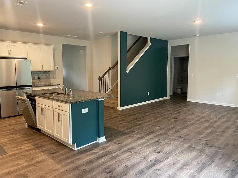 111 David Hill Dr — Photo 15