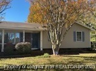 6916 Calamar Dr, Fayetteville, NC 28314