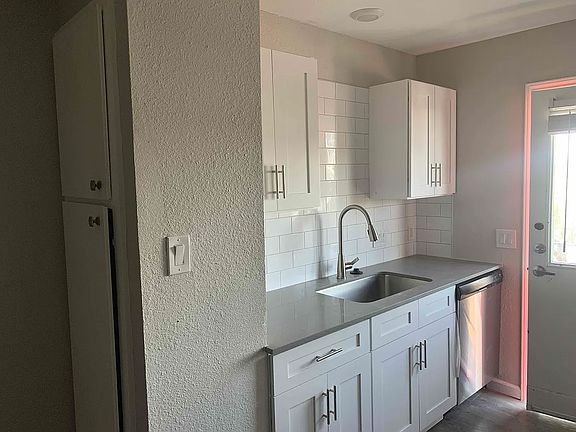 3rd image of 6812 S Congress Ave #C4e8b588b