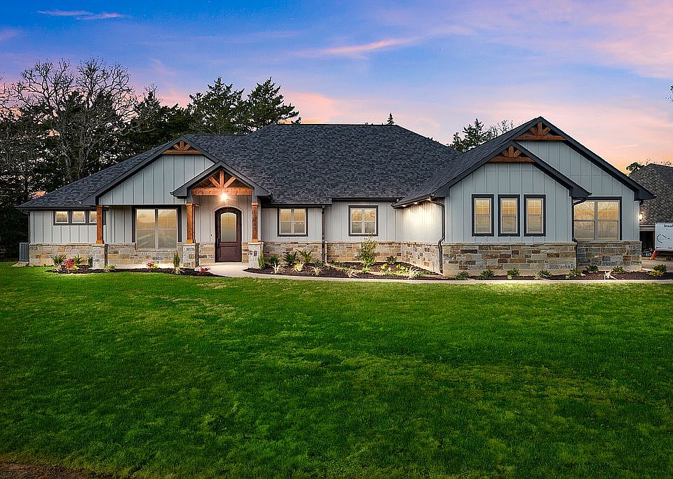 1st image of 17665 Windsong Dr