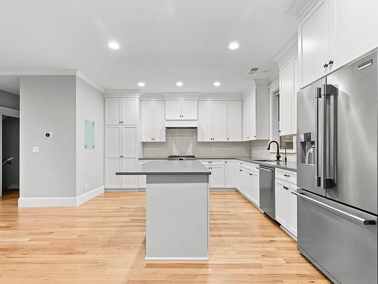 7676 N Decatur St #A — Photo 6