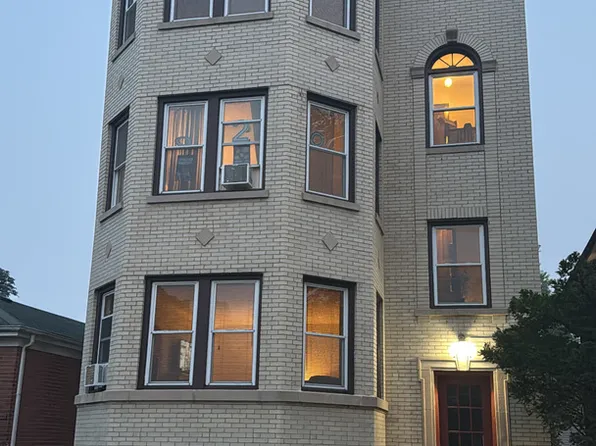 1316 Seward St APT 3, Evanston, IL 60202