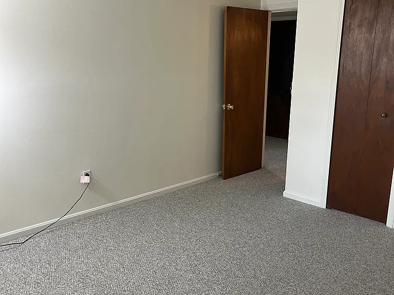 4789 Columbia Rd — Photo 6