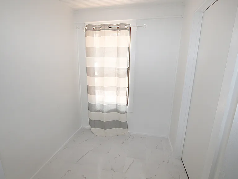 289 W Lakeview Ave — Photo 32