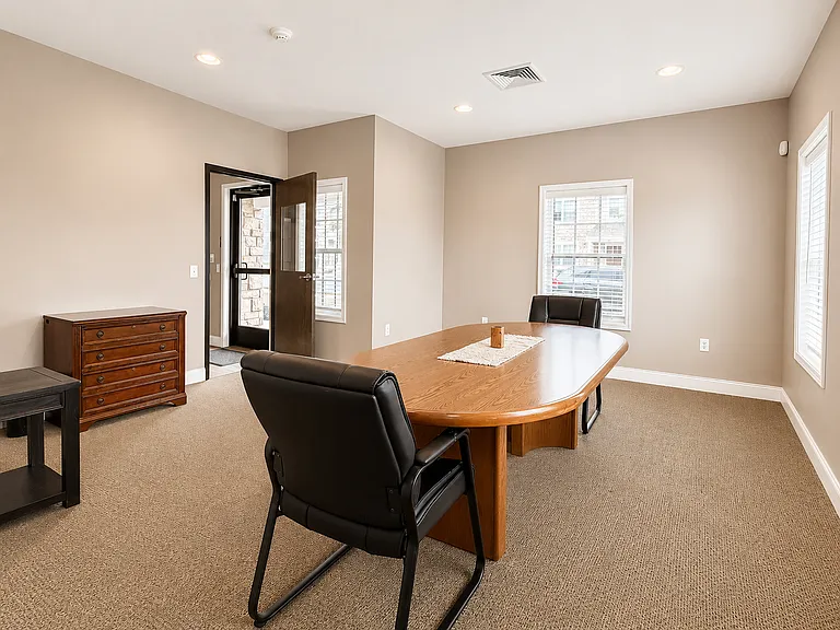 721 Farmwood Ln — Photo 30