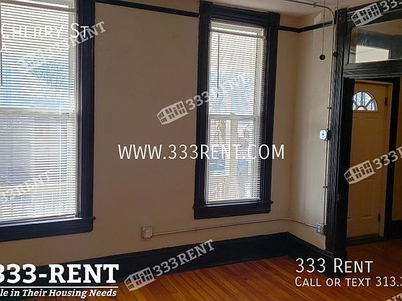 3rd image of 2755 Cherry St