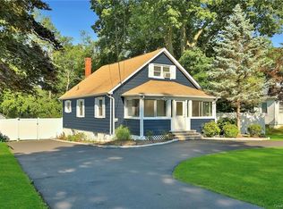 285 Old Haverstraw Rd, Congers, NY 10920