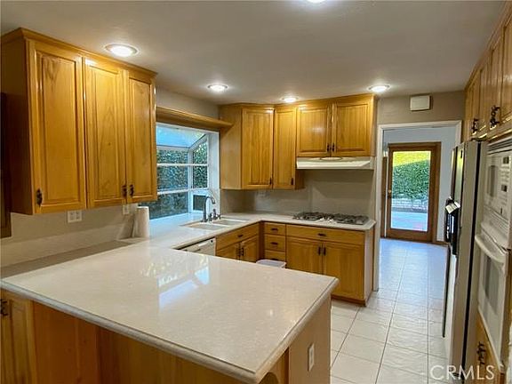4th image of 2958 Ceylon Dr