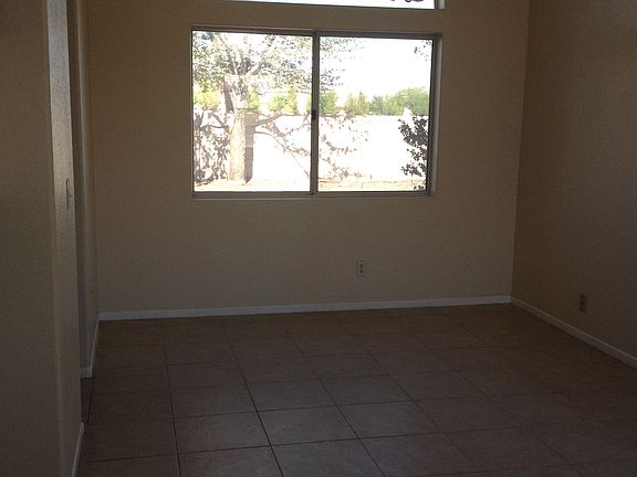 4th image of 1208 Sea Side Dr
