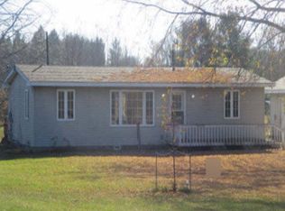 N2664 Bay De Noc Dr, Menominee, MI 49858