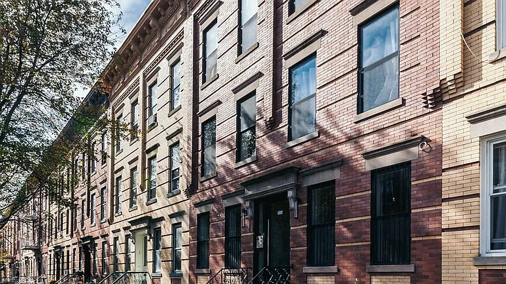 Rented by Nooklyn NYC LLC | media 35