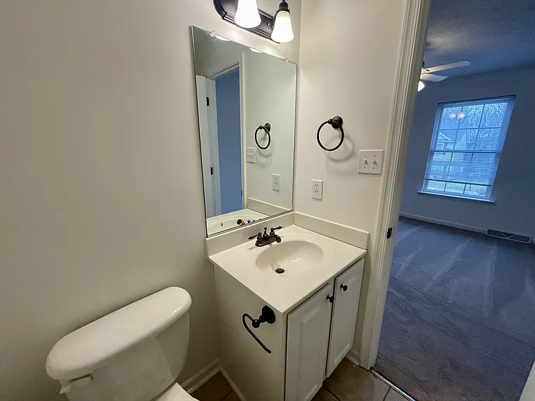 111 Old Tavern Cir #1 — Photo 26