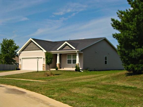 1st image of 2840 Whitetail Dr