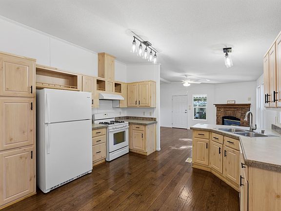 4th image of 1273 S Rice Rd Space 55