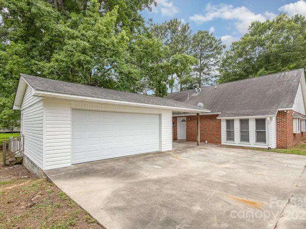 2763 Cane Mill Rd, Lancaster, SC 29720