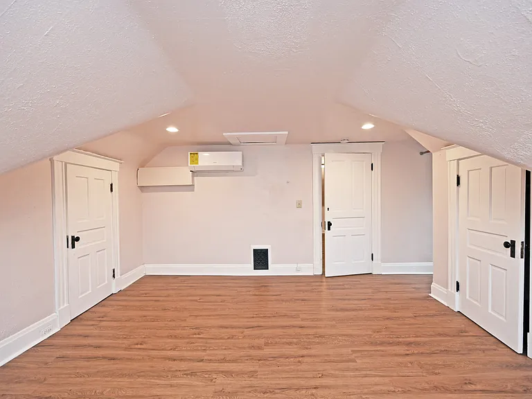 1359 Burdette Ave #3 — Photo 11